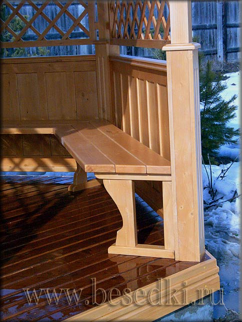 скамейка деревянная